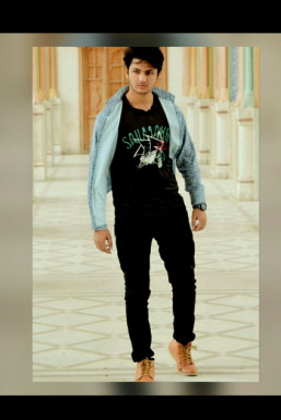 Arshad Ul Islam - Model in Jaipur | www.dazzlerr.com