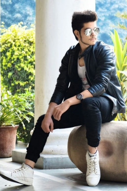 Yuvansh Saraswat - Model in Delhi | www.dazzlerr.com