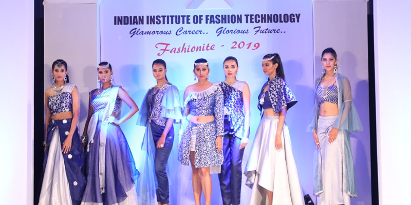 Dazzlerr Institute: Indian Institute Of Fashion Technology