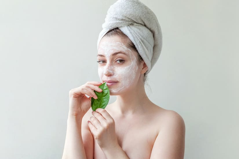 10-Skincare-Mistakes-NotExfoliating