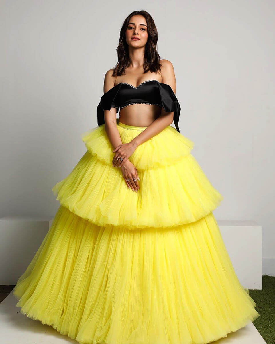 Dazzlerr - Bollywood Celebs Turn Heads at Filmfare Awards 2020