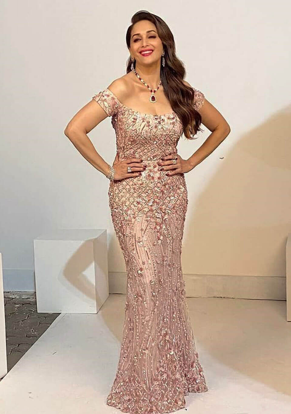 Dazzlerr - Bollywood Celebs Turn Heads at Filmfare Awards 2020