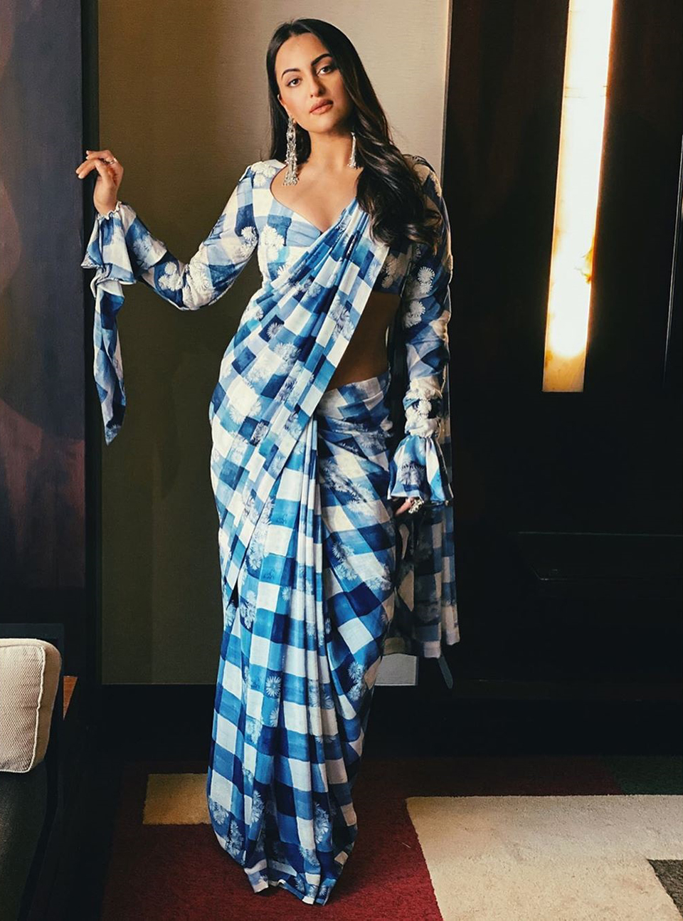 Dazzlerr: Tara Sutaria and Sonakshi Sinha Acing the Saree Game