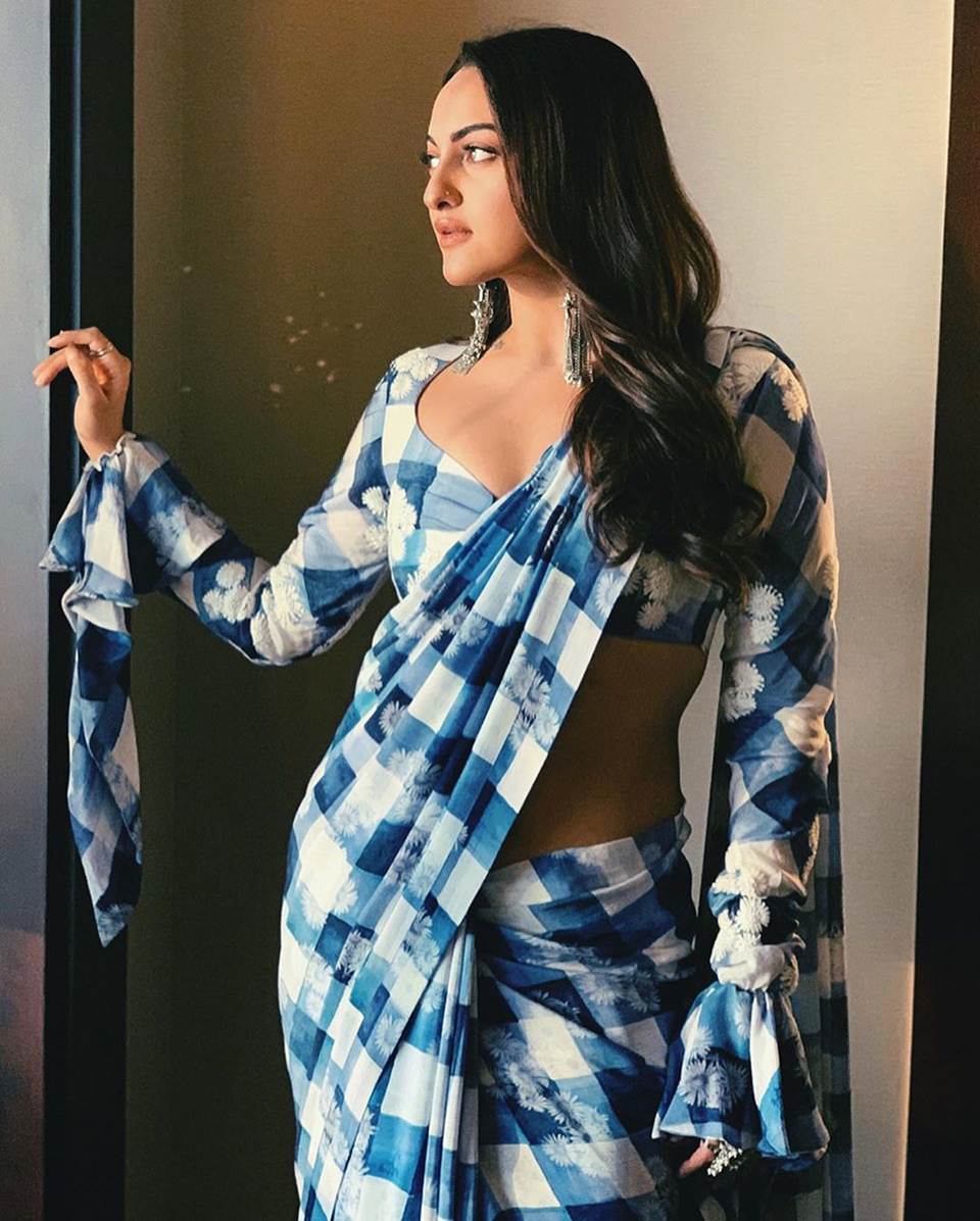 Dazzlerr: Tara Sutaria and Sonakshi Sinha Acing the Saree Game